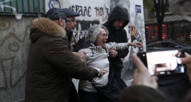 Far-right organisations attack feminist peace activists in Serbia