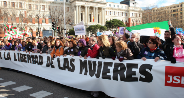 Menaces contre le droit à l'avortement en Europe : de nombreuses voix protestent