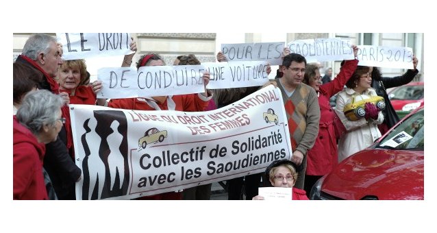 La Coordination Française pour le Lobby Européen des Femmes participe au rassemblement devant l'ambassade d'Arabie Saoudite à Paris en soutien aux Saoudiennes