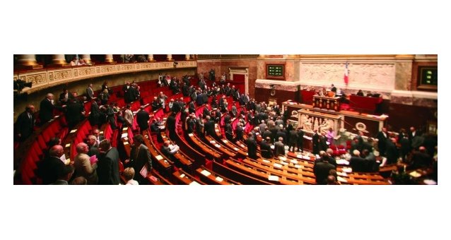 France - Quelle parité demain au Parlement ? Pour une réforme urgente de notre système électoral et la limitation du cumul des mandats 
